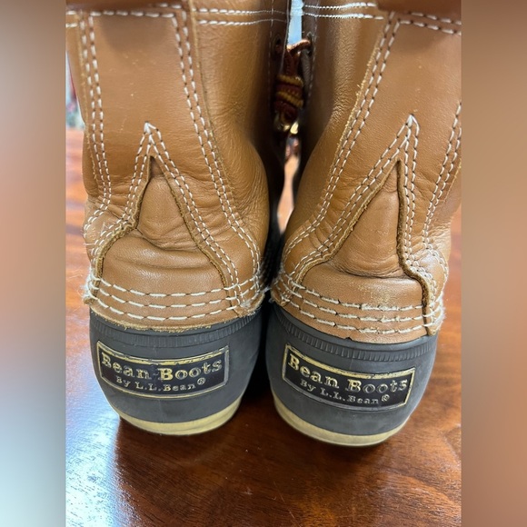 LL Bean Women's Bean Boots, 8" - Picture 3 of 11